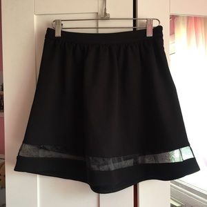 Forever 21 black skirt (s)